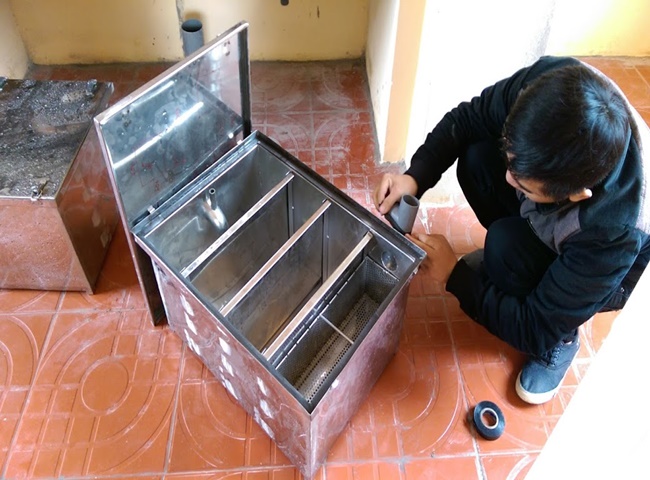 H&uacute;t bể mỡ HCM