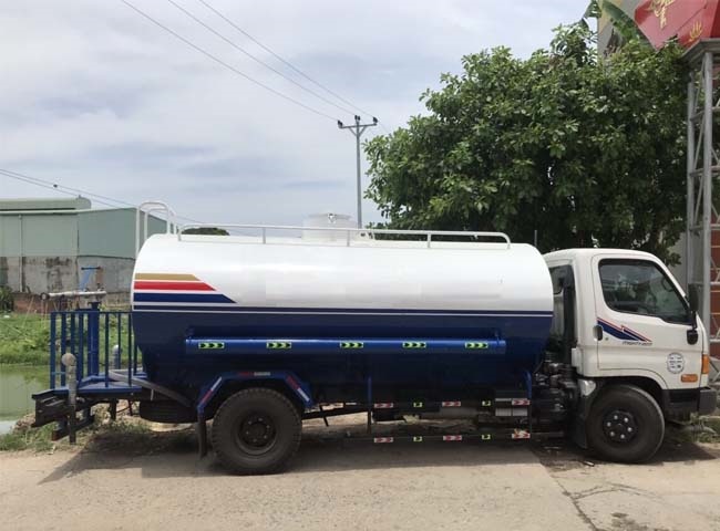  Cho thu&ecirc; xe bồn cung cấp vận chuyển b&ugrave;n vi sinh chất lượng cao