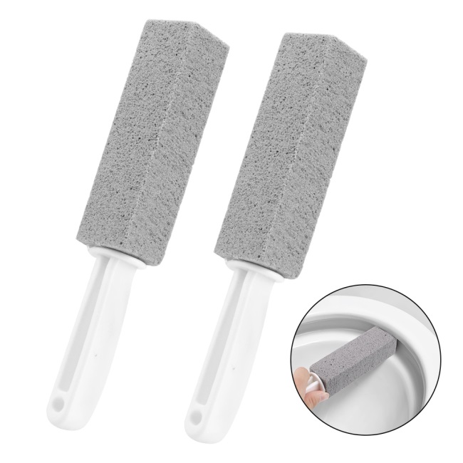 Sử dụng đ&aacute; bọt đường cọ nh&agrave; vệ sinh