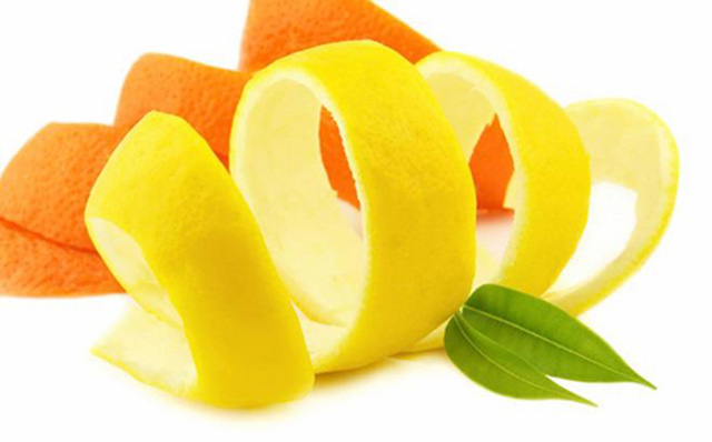 D&ugrave;ng vỏ cam, chanh, qu&yacute;t để khử m&ugrave;i h&ocirc;i