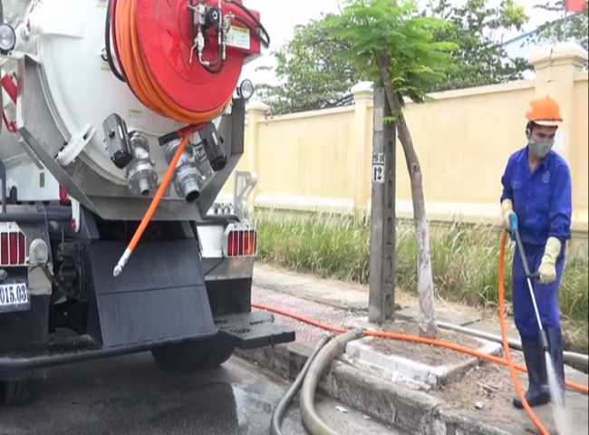 Dịch vụ h&uacute;t nước thải c&ocirc;ng nghiệp chất lượng h&agrave;ng đầu