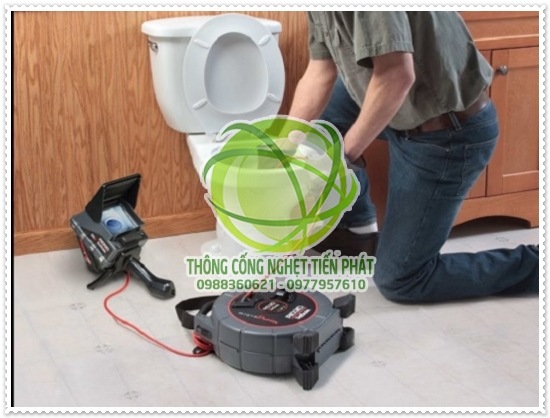 Đơn vị cung cấp dịch vụ xử l&yacute; khi b&agrave;n chải rơi v&agrave;o bồn cầu