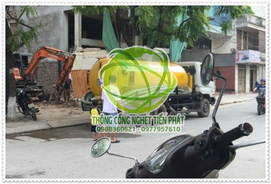 Xe r&uacute;t hầm cầu.