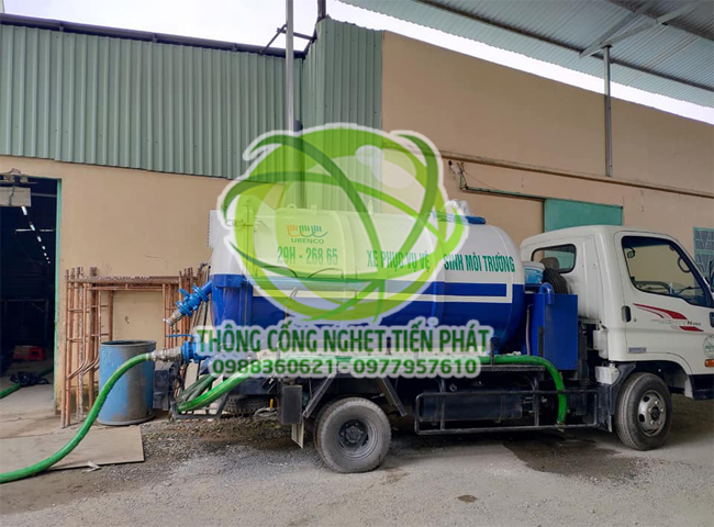 Dịch vụ r&uacute;t hầm cầu Tiến Ph&aacute;t gi&aacute; tốt nhất