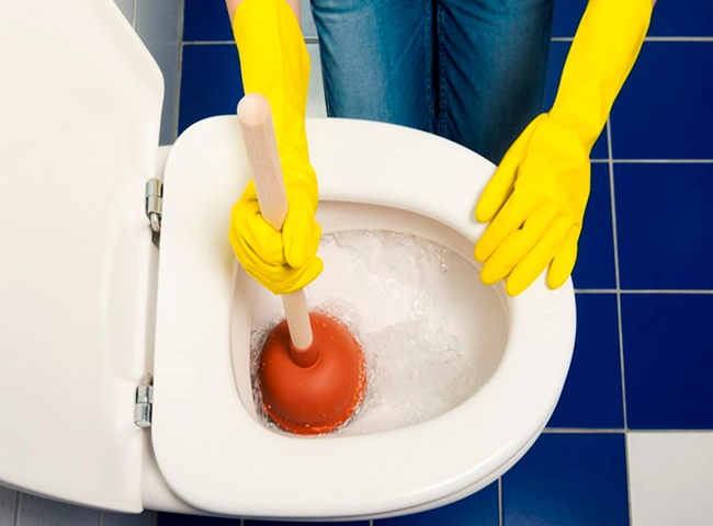 Li&ecirc;n hệ th&ocirc;ng bồn cầu Quận 11 do t&iacute;ch tụ nước cứng