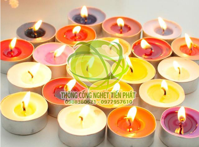 Khử m&ugrave;i h&ocirc;i trong ph&ograve;ng k&iacute;n bằng nến thơm